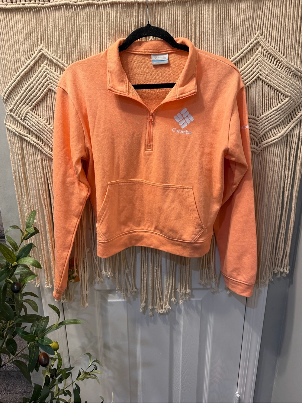 Columbia Peach Quarter-Zip Crew Sweatshirt